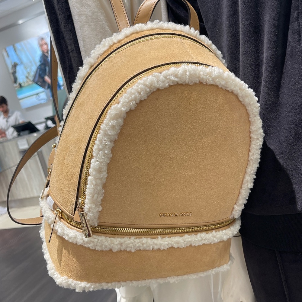 MICHAEL KORS Rhea Medium Suede and Faux Shearling Backpack
Peanut 
NWT - Picture 6 of 16